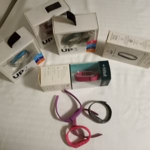 Smart watches with chargers All 5 for $100